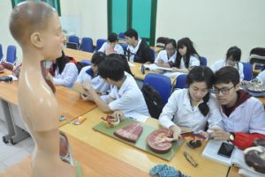Tại sao nên học Cao đẳng Y Dược tại trường Cao đẳng Công nghệ Y Dược Việt Nam